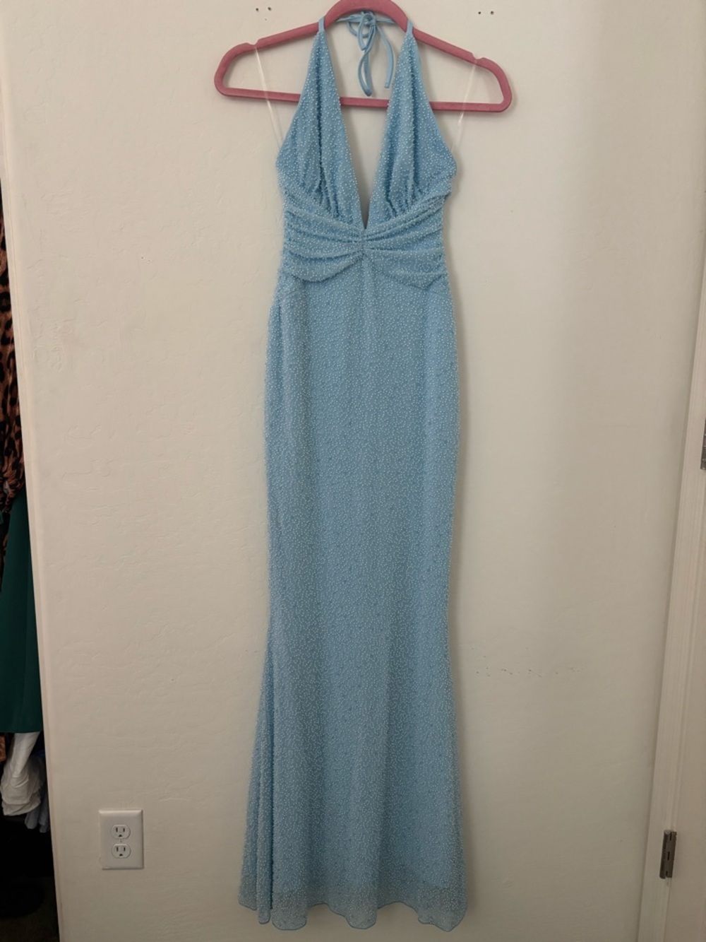 Oh Polly Verona Size 0 Blue Beaded Halter Maxi Gown